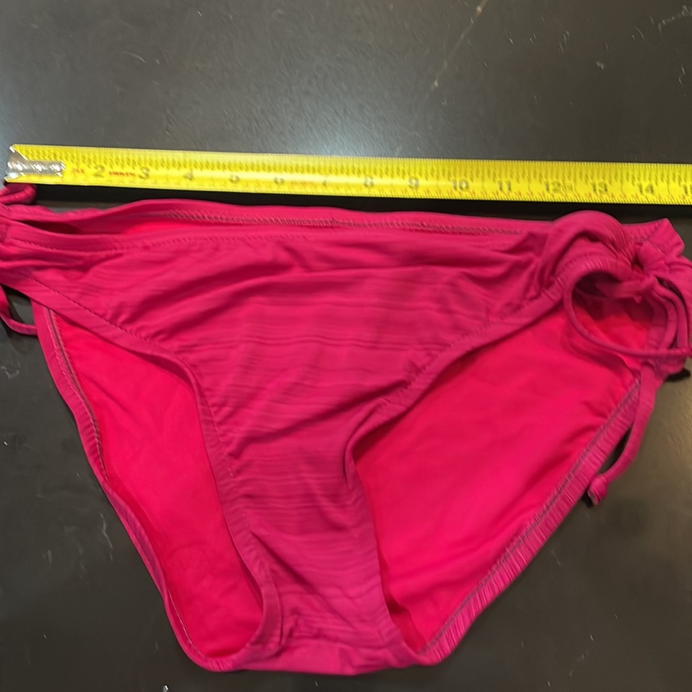 Set of 1 one piece Swim suit size 8 & 1 bikini top/ bottom 2 tops & 1 bottom NHC - Picture 6 of 16